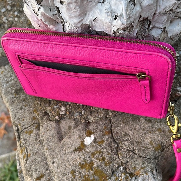 Fossil Accordion Hot Pink/Fuchsia Wallet - Picture 8 of 10
